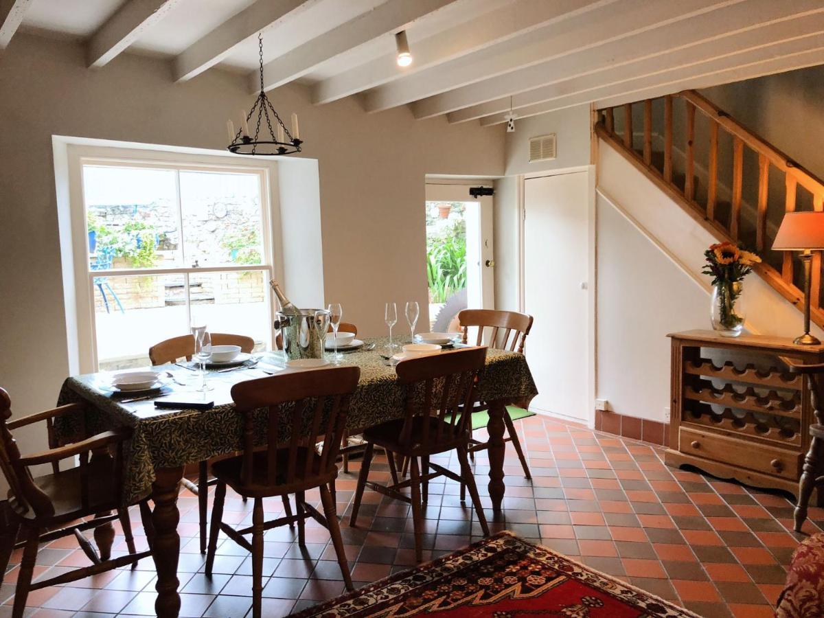Stunning & Spacious House In Central Tenby Eksteriør billede