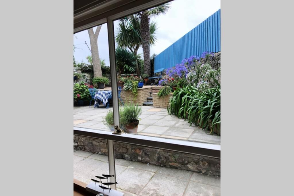 Stunning & Spacious House In Central Tenby Eksteriør billede