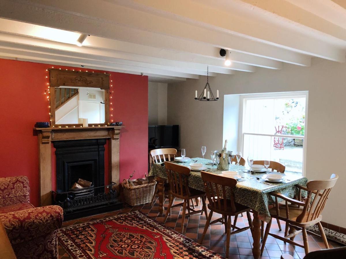 Stunning & Spacious House In Central Tenby Eksteriør billede